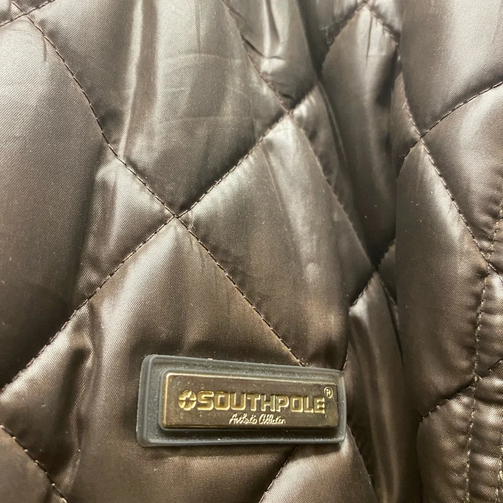 Man’s Jacket - Picture 6 of 14